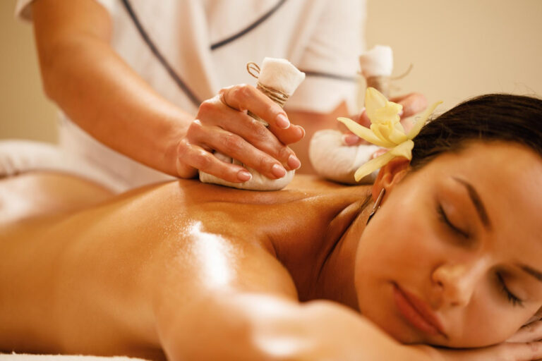 The Ancient History of Thai Massage: From Temples to Clinics