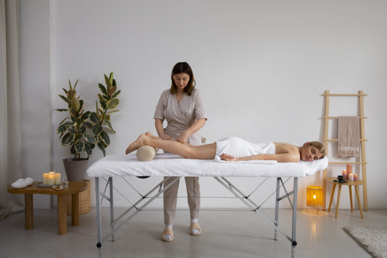 Relax-with-a-full-body-massage-in-Lisbon